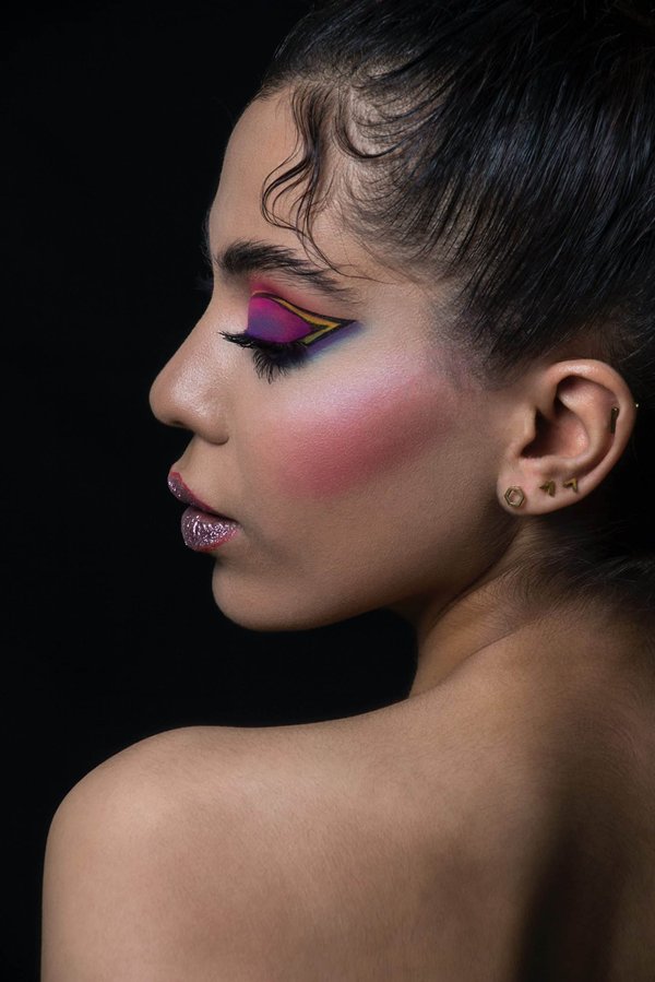 maquillage des yeux : astuces pour un regard captivant