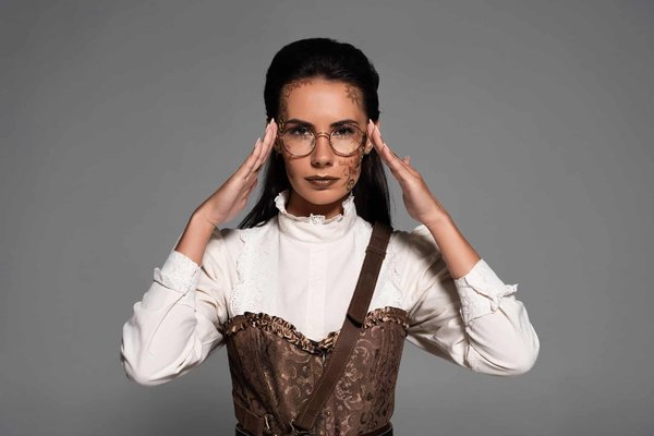 En quoi peut-il être bénéfique pour les femmes d'adopter un style steampunk ?